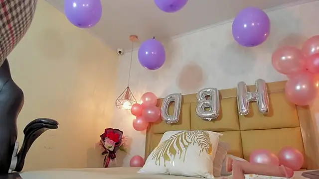 MELISSAROUGE online show from 03-20-26, 08:10