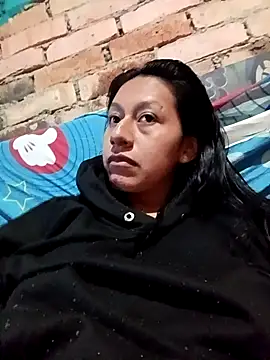 Snapshot of LUNAROSE_SEX chatting on 10-12-25, 08:43 LUNAROSE SEX online show from 10-12-25, 08:43