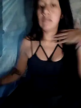 Snapshot of LUNAROSE_SEX chatting on 11-14-25, 01:53 LUNAROSE SEX online show from 11-14-25, 01:53