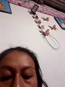 Snapshot of LUNAROSE_SEX chatting on 10-04-25, 08:43 LUNAROSE SEX online show from 10-04-25, 08:43