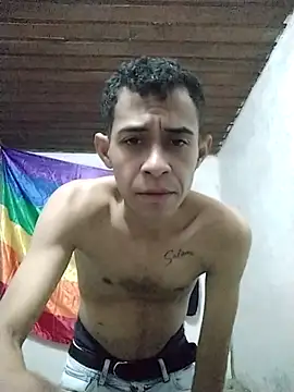 SUPERLUISKA   online show from 10-25-25, 08:20