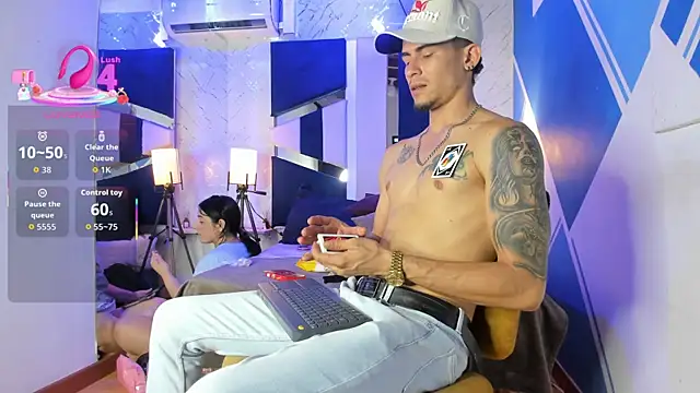 StrapSwingers online show from 10-06-25, 08:09