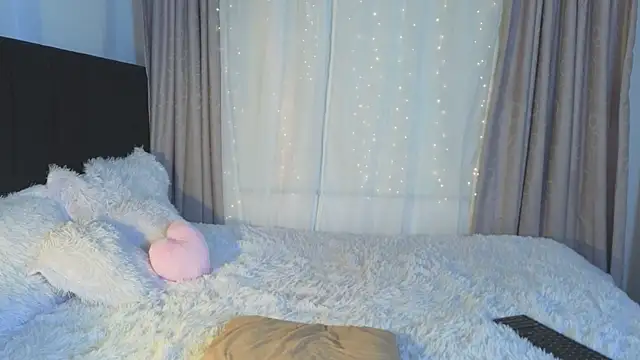 LunaVelvet777 online show from 02-24-26, 05:14