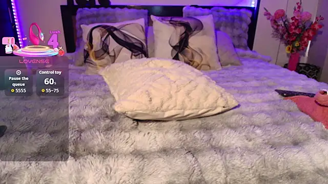 Snapshot of kattaleya14 chatting on 10-31-25, 11:29 kattaleya14 online show from 10-31-25, 11:29