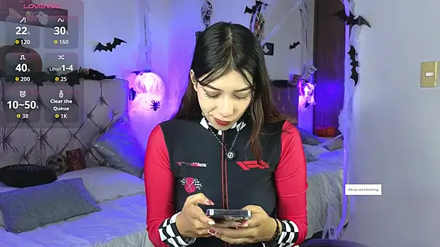 lila min online show from 10-23-25, 02:16