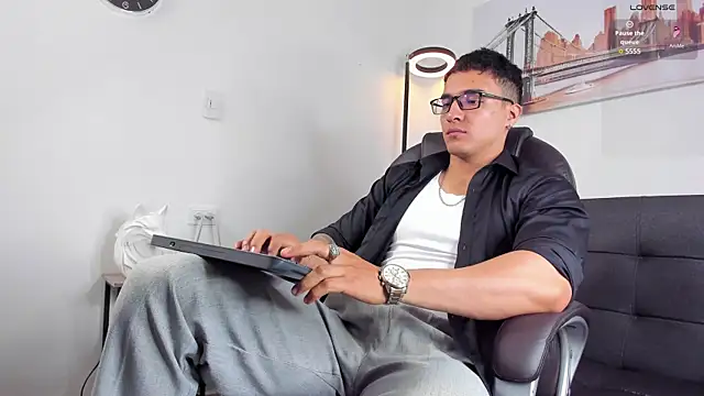 Dash Bukoski online show from 01-10-26, 02:56