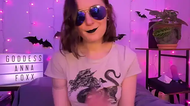 mistressannafoxx online show from 12-04-25, 09:47