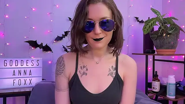 mistressannafoxx online show from 11-20-25, 09:58