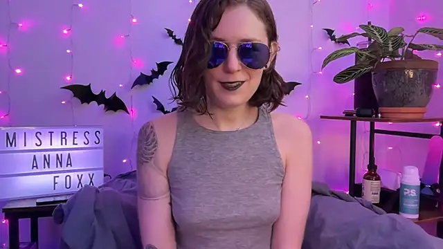 mistressannafoxx online show from 11-04-25, 06:22