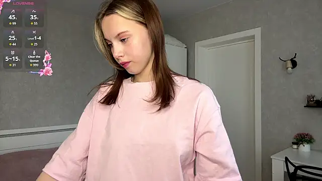NylaNadler online show from 04-27-26, 04:10