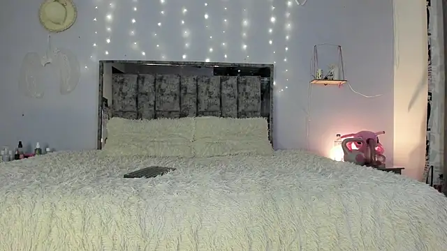 Snapshot of Im_letty chatting on 02-13-26, 11:27 Im letty online show from 02-13-26, 11:27