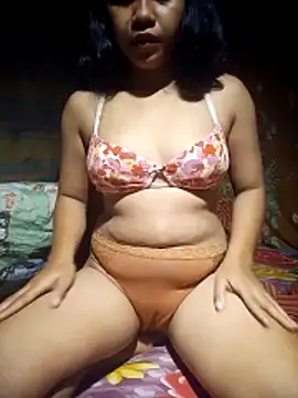 Snapshot of hotmomma8 chatting on 11-01-25, 08:36 hotmomma8 online show from 11-01-25, 08:36