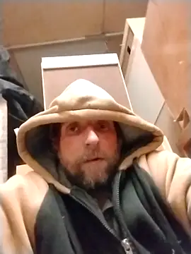 CatchyPart93 online show from 12-17-25, 02:05