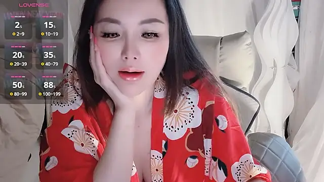 Snapshot of Amaya-yooo-36D chatting on 10-23-25, 03:49 Amaya-yooo-36D online show from 10-23-25, 03:49