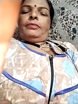Snapshot of Shruti_Bhabhi38 chatting on 09-20-25, 05:51 Shruti Bhabhi38 online show from 09-20-25, 05:51
