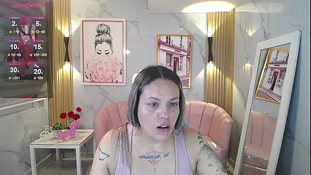 Jade Jones a online show from 12-17-25, 03:33