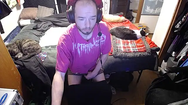 womenhateme69 online show from 11-04-25, 12:09