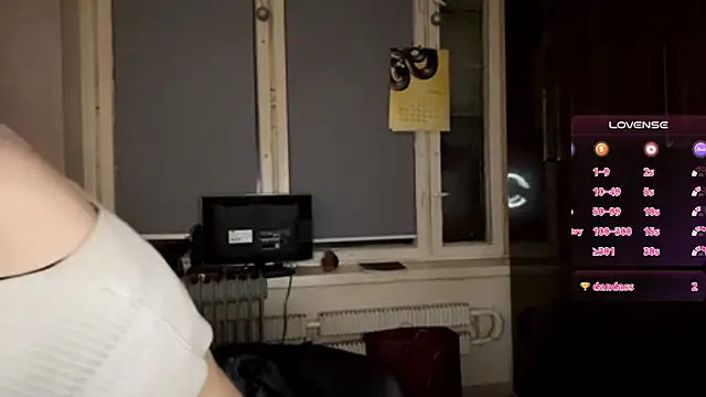 Snapshot of AlfredaBillegas chatting on 10-11-25, 06:42 AlfredaBillegas online show from 10-11-25, 06:42