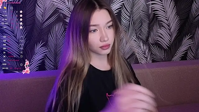 Yuki Star online show from 09-28-25, 04:47