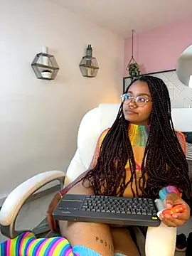 Snapshot of Terry_ebony chatting on 10-24-25, 05:17 Terry ebony online show from 10-24-25, 05:17