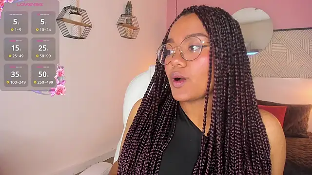 Snapshot of Terry_ebony chatting on 10-11-25, 04:46 Terry ebony online show from 10-11-25, 04:46