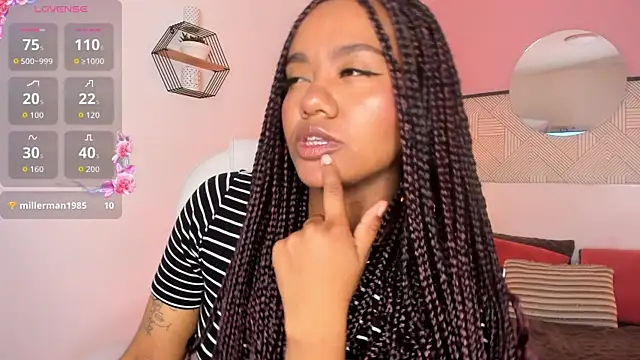 Snapshot of Terry_ebony chatting on 10-06-25, 04:35 Terry ebony online show from 10-06-25, 04:35