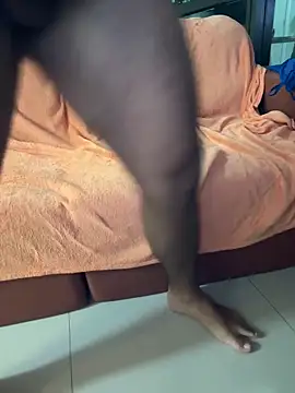 CasadoLutadorBigStuds online show from 10-10-25, 11:16