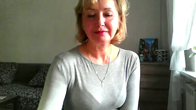 Snapshot of IrynaMolbertx chatting on 10-11-25, 08:04 IrynaMolbertx online show from 10-11-25, 08:04