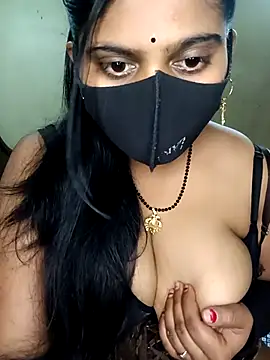 reena502 online show from 04-18-26, 04:59