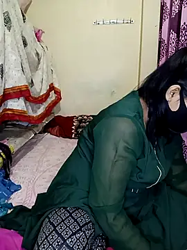 reena502 online show from 11-10-25, 05:29