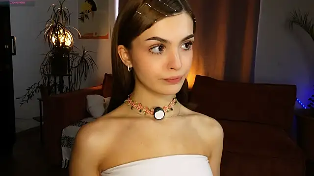 Eva Zill online show from 11-21-25, 07:29