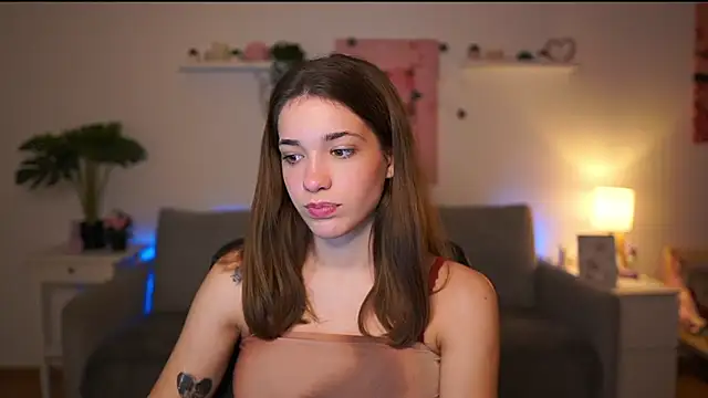 kissie cat online show from 12-18-25, 02:10