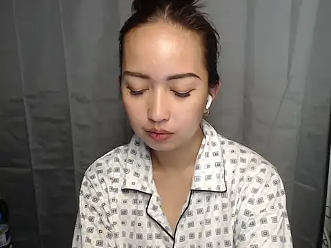 Snapshot of Soft_Angel8 chatting on 03-22-26, 02:07 Soft Angel8 online show from 03-22-26, 02:07