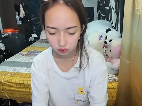 Snapshot of Soft_Angel8 chatting on 09-22-25, 03:45 Soft Angel8 online show from 09-22-25, 03:45