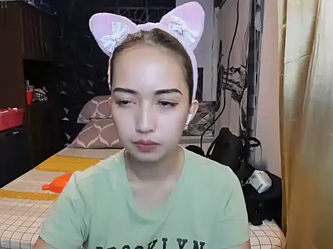 Snapshot of Soft_Angel8 chatting on 01-16-26, 02:43 Soft Angel8 online show from 01-16-26, 02:43