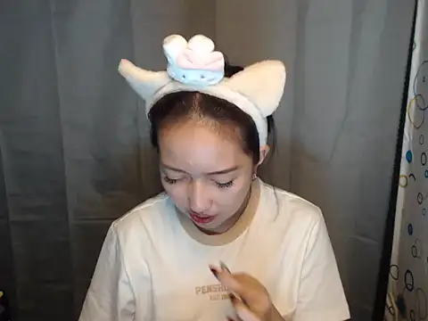 Snapshot of Soft_Angel8 chatting on 04-06-26, 04:46 Soft Angel8 online show from 04-06-26, 04:46