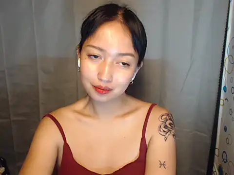 Snapshot of Soft_Angel8 chatting on 04-14-26, 05:23 Soft Angel8 online show from 04-14-26, 05:23