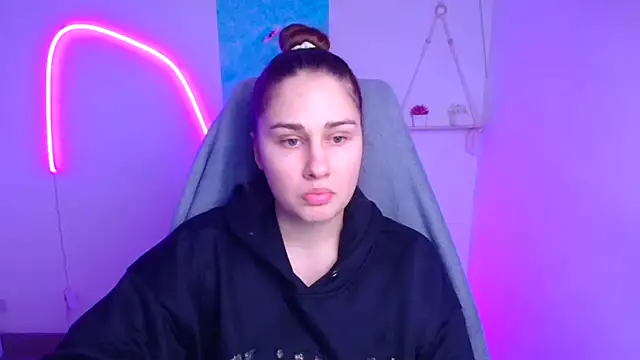 Stefanie Sweet online show from 01-11-26, 06:20