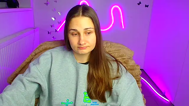 Stefanie Sweet online show from 04-02-26, 05:25