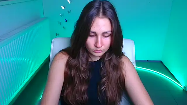 Stefanie Sweet online show from 10-02-25, 05:22