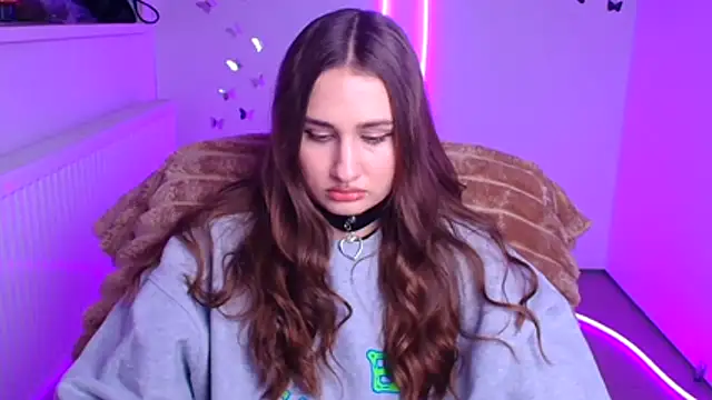 Stefanie Sweet online show from 02-05-26, 12:45