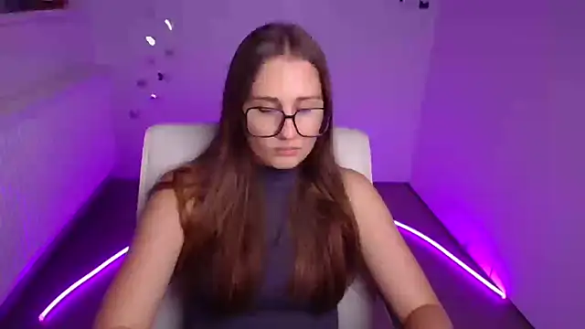 Stefanie Sweet online show from 09-12-25, 05:29