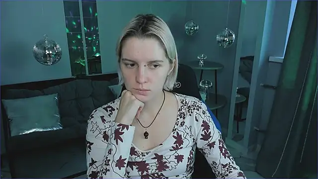 BethanyCloud online show from 11-05-25, 05:54