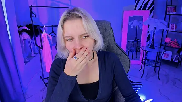 BethanyCloud online show from 11-12-25, 05:44