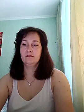 Amandda  online show from 06-17-26, 05:51