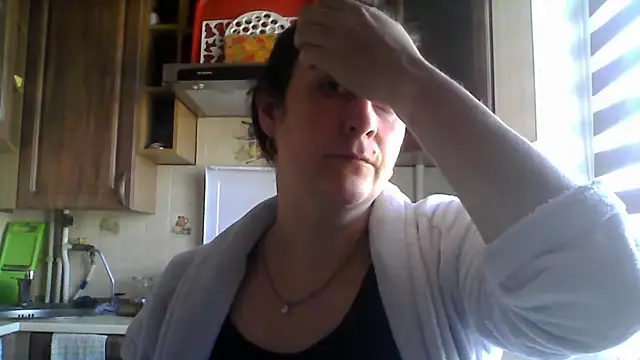 Amandda  online show from 11-01-25, 08:19