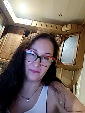 Amandda  online show from 10-18-25, 07:05