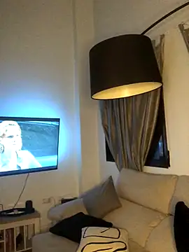 Snapshot of Rosieredxox chatting on 10-17-25, 01:31 Rosieredxox online show from 10-17-25, 01:31