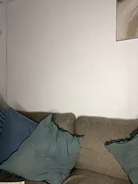 Rosieredxox online show from 11-09-25, 07:29