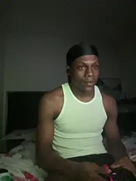 Snapshot of labishyoung25 chatting on 02-23-26, 04:58 labishyoung25 online show from 02-23-26, 04:58